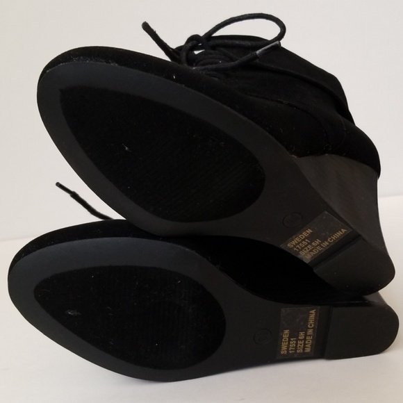 Rampage Black Faux Suede Lace Up Boot Wedges - Picture 6 of 8